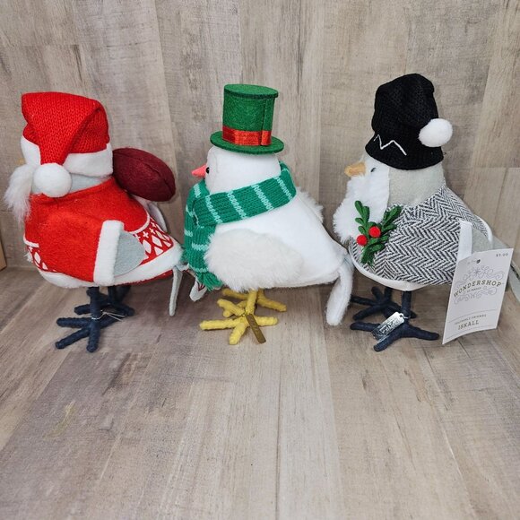 Target Birds 2022 Wondershop Koselig Freezy Iskall Christmas Santa Scarf Holly - Picture 2 of 5